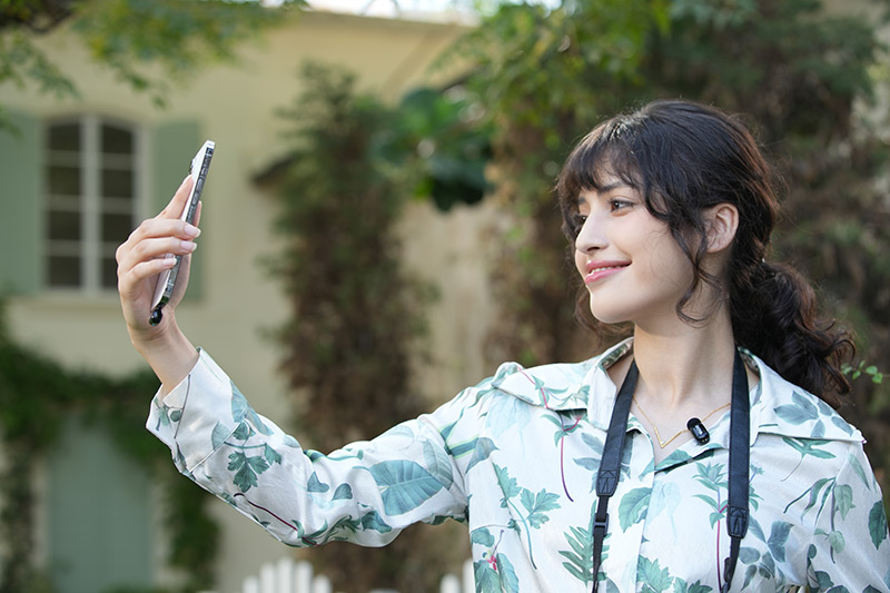 BOYA mini &ndash; The World's Tiniest Wireless Microphone